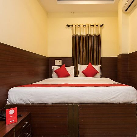 Oyo 11945 Hotel Glory Palace Индаур Экстерьер фото