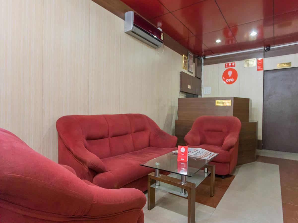 Oyo 11945 Hotel Glory Palace Индаур Экстерьер фото