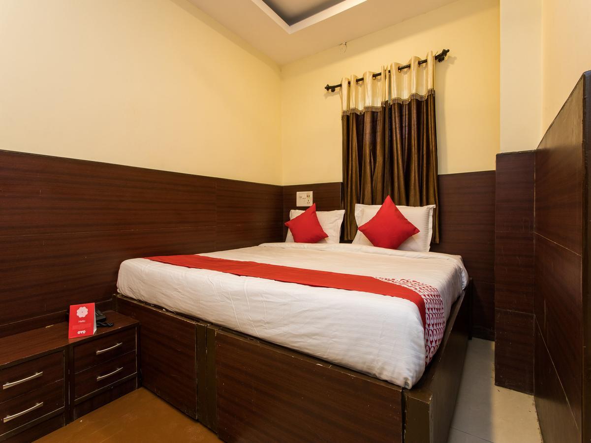 Oyo 11945 Hotel Glory Palace Индаур Экстерьер фото