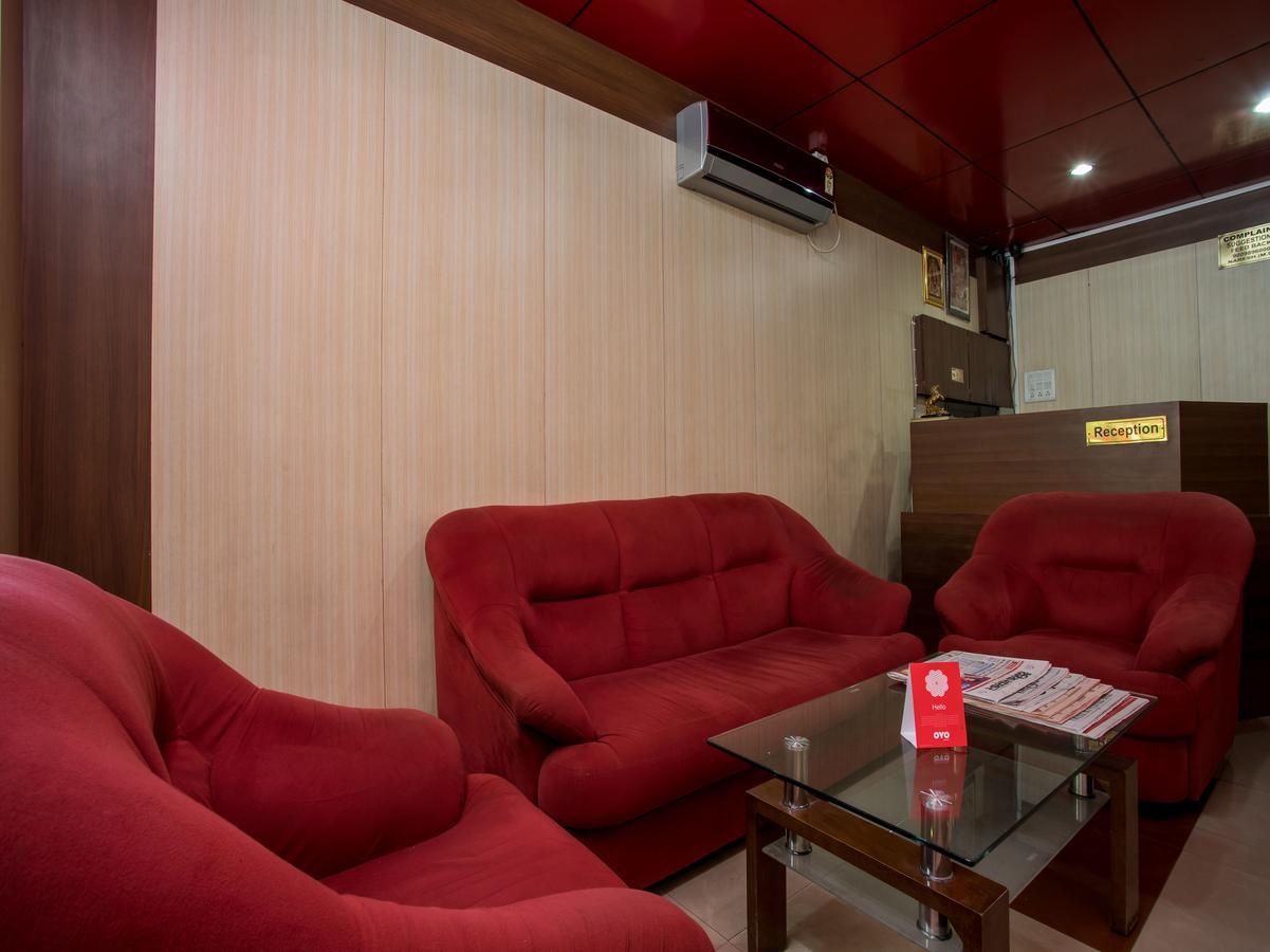 Oyo 11945 Hotel Glory Palace Индаур Экстерьер фото